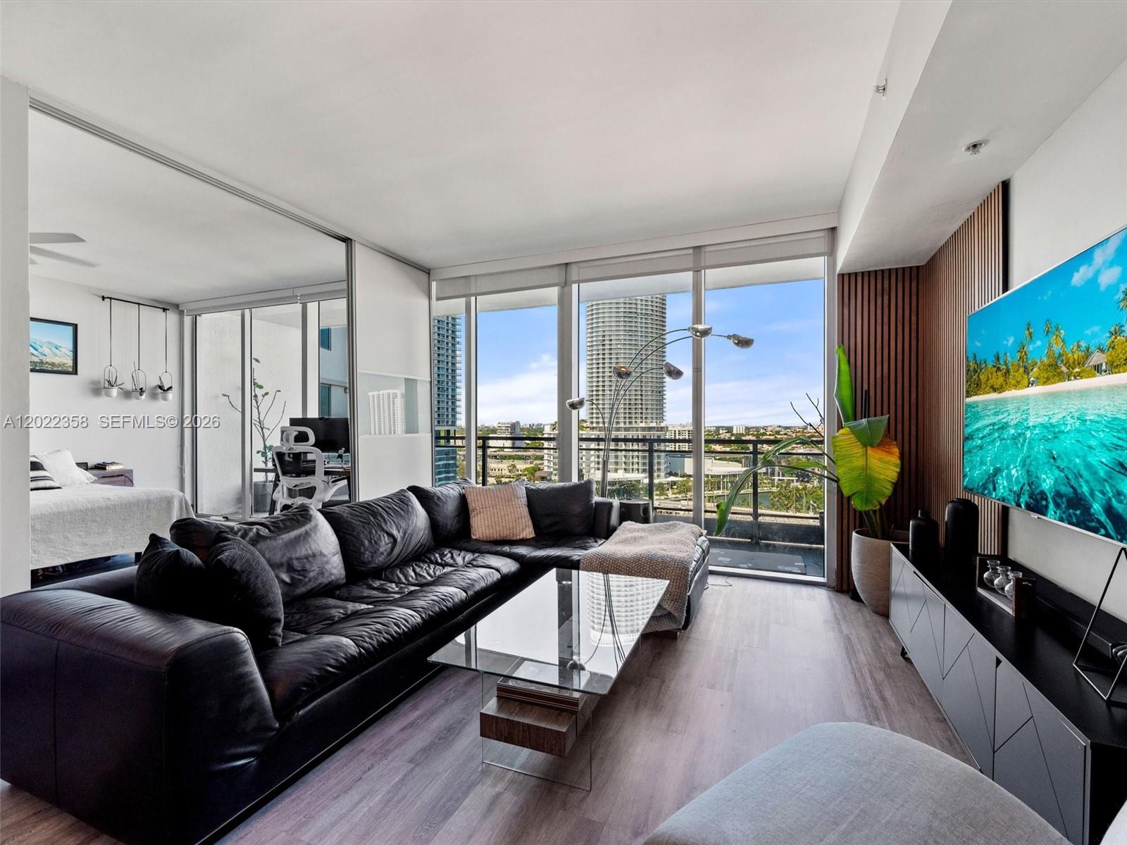92 Southwest 3rd Street, Unit 1607 Miami, FL 33130 - Photo 1 of 25
