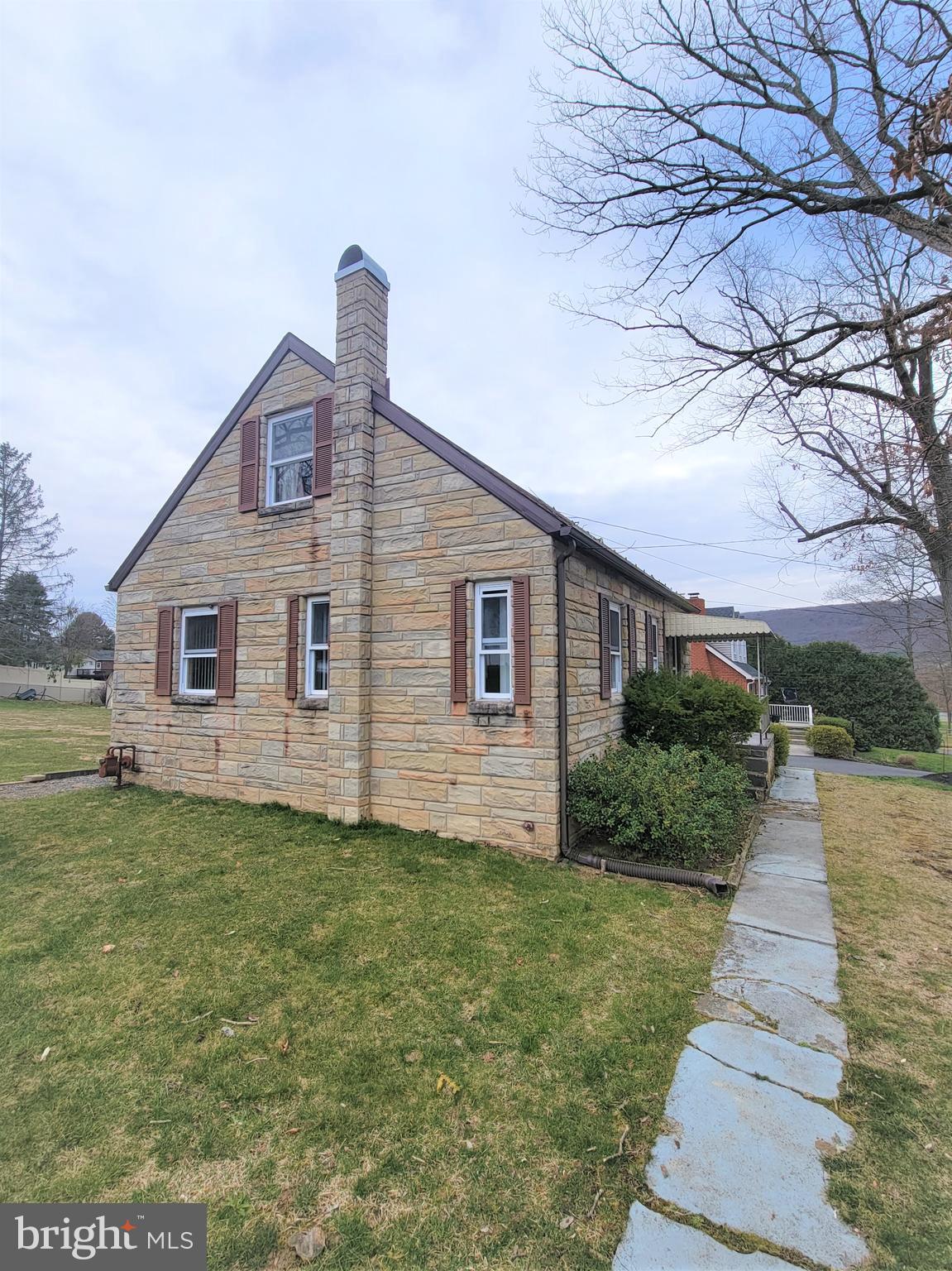 12313 Gramlich Road Southwest Cumberland, MD 21502 - Photo 3 of 25