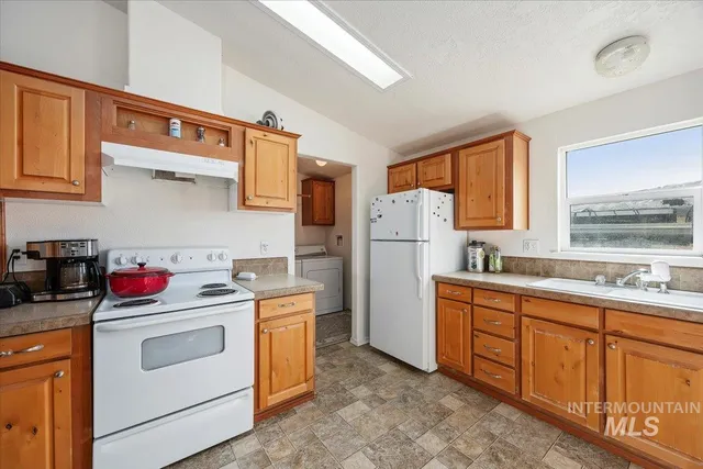 $405,000 | 1014 S Highway, Albion, ID 83311