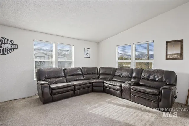 $405,000 | 1014 S Highway, Albion, ID 83311