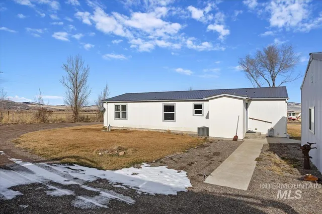 $405,000 | 1014 S Highway, Albion, ID 83311