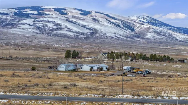 $405,000 | 1014 S Highway, Albion, ID 83311