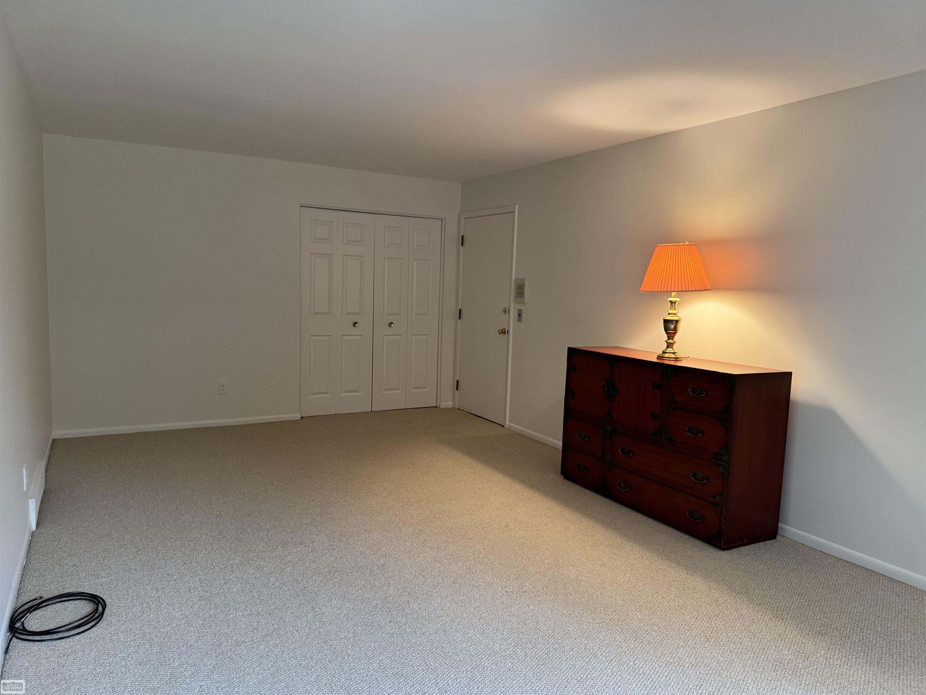 1225 Derby Road Birmingham, MI 48009 - Photo 4 of 21 50193027-402e42d4-dec1-4561-bb73-6d6b1ff9ff8d.JPG