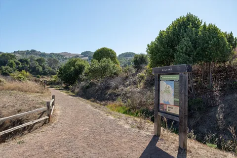 $1,895,000 | 5 Edgemar Way, Corte Madera, CA 94925