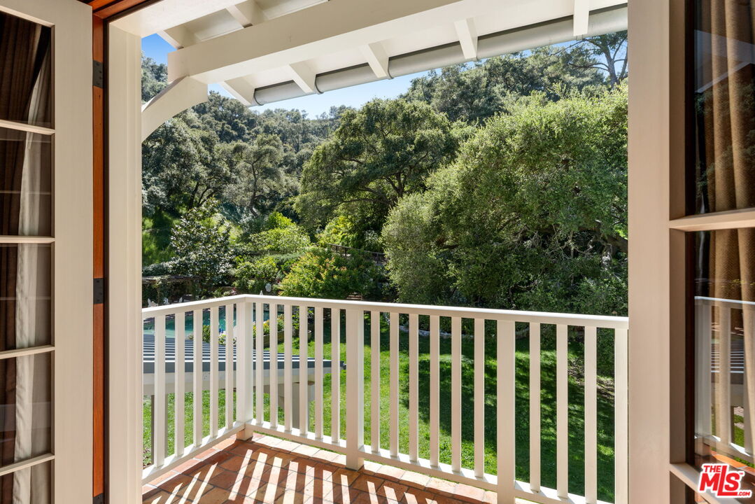 1900 Old Ranch Road Los Angeles, CA 90049 - Photo 29 of 47