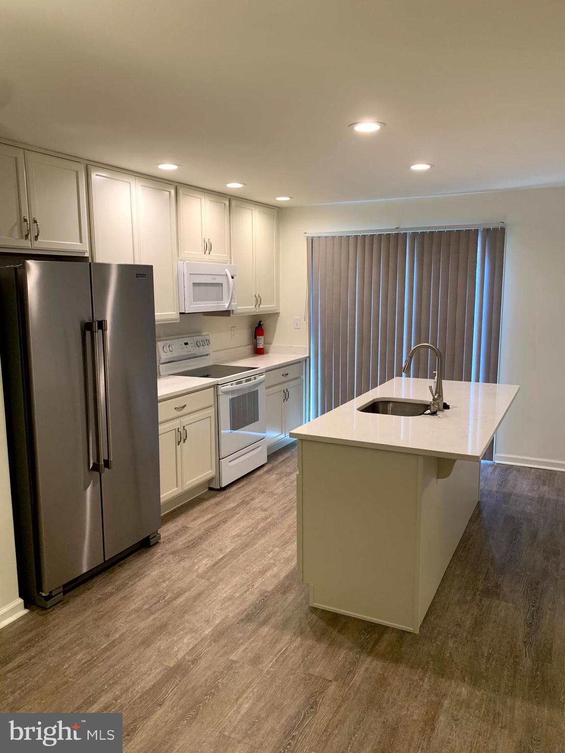 72 Wedge Lane Reading, PA 19607 - Photo 2 of 21 Gallery Image 2