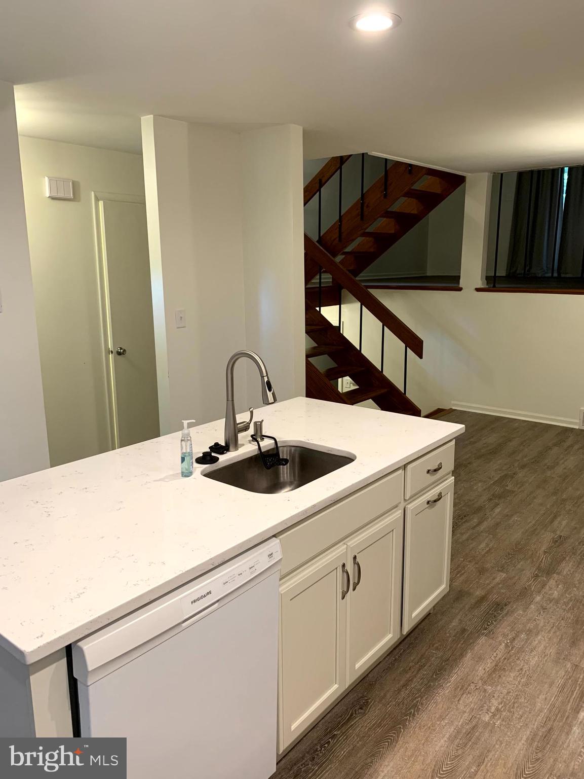 72 Wedge Lane Reading, PA 19607 - Photo 5 of 21 Gallery Image 5