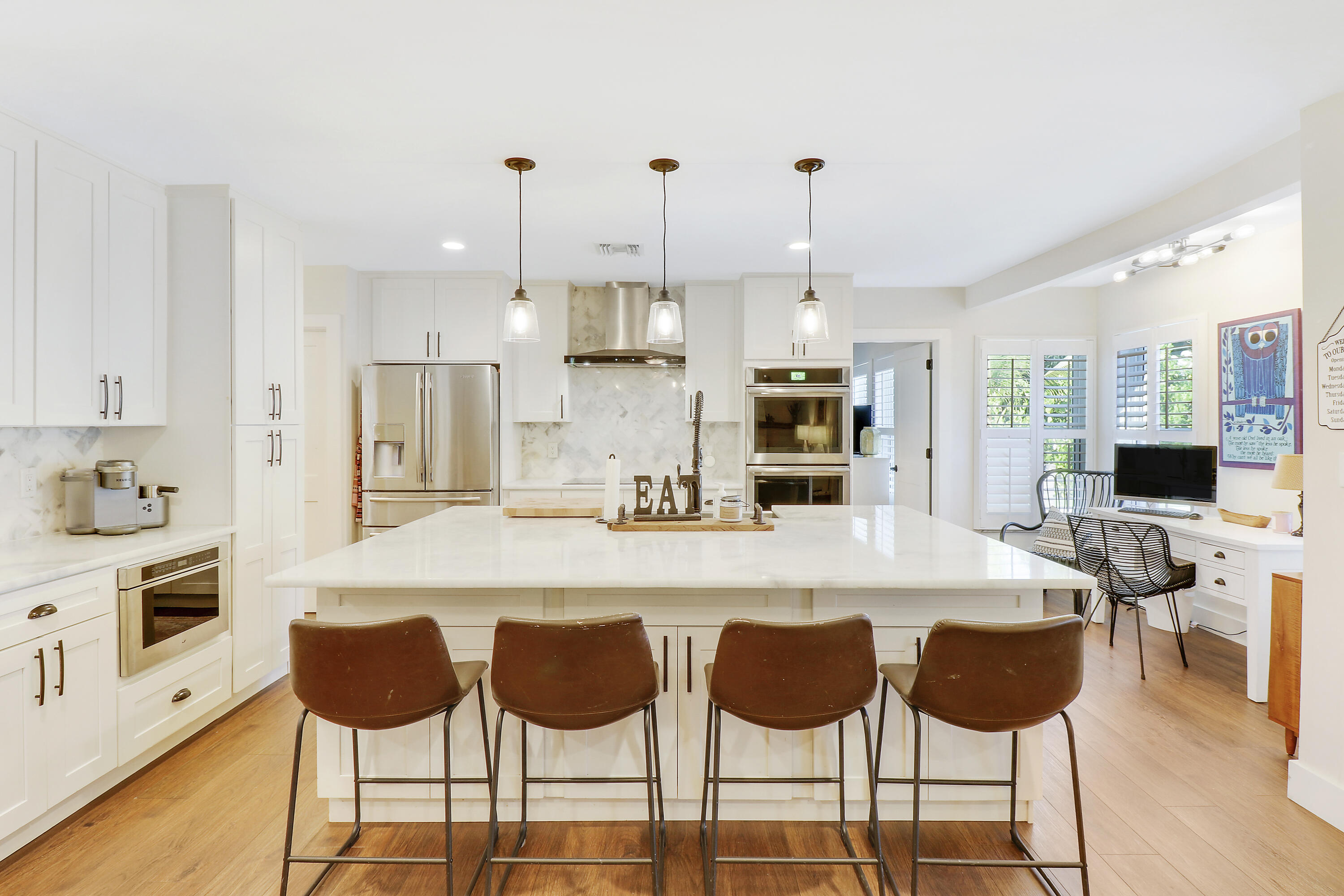 342 Country Club Drive Tequesta, FL 33469 - Photo 11 of 67 Dream kitchen