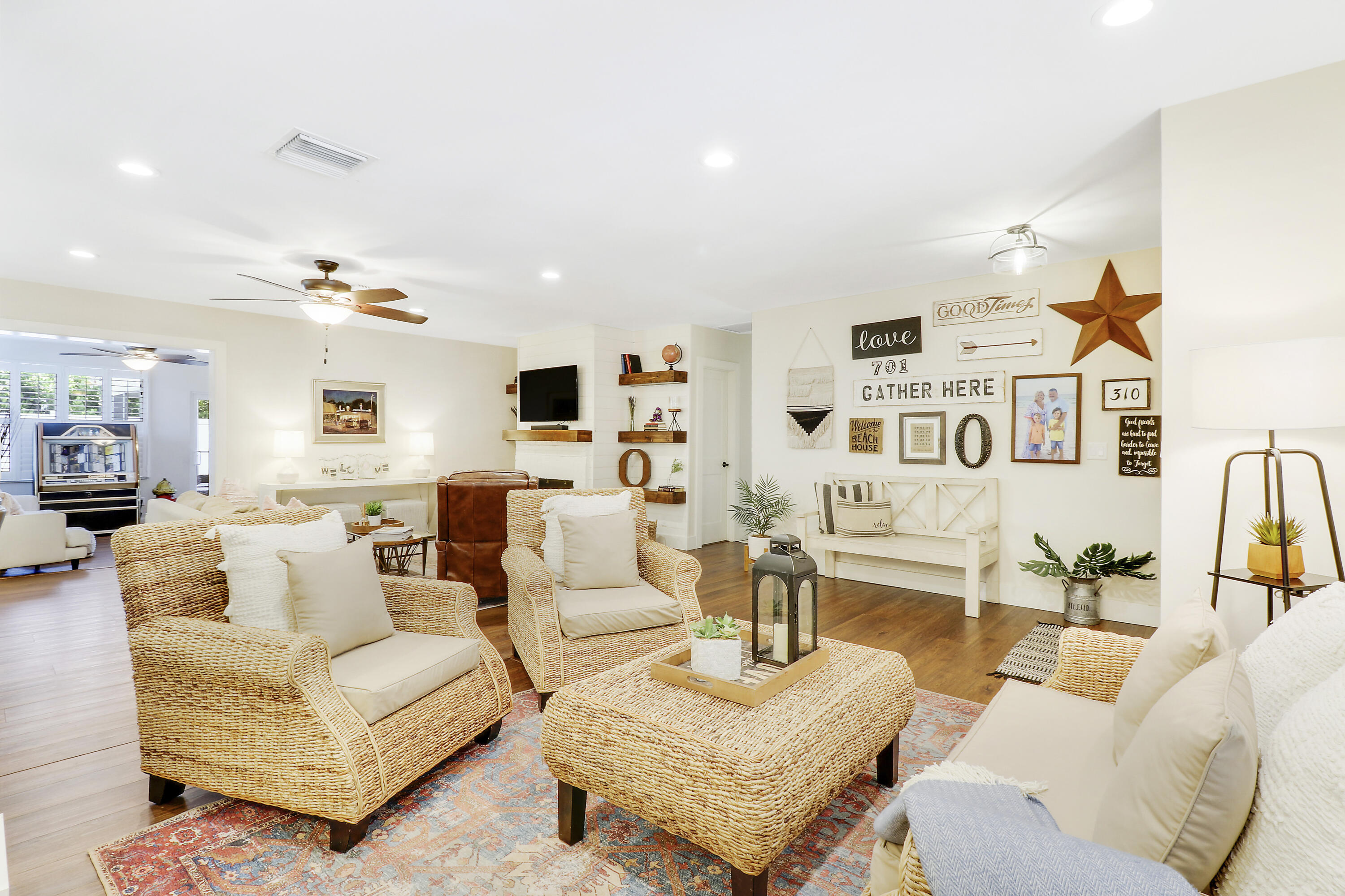 342 Country Club Drive Tequesta, FL 33469 - Photo 21 of 67 LR