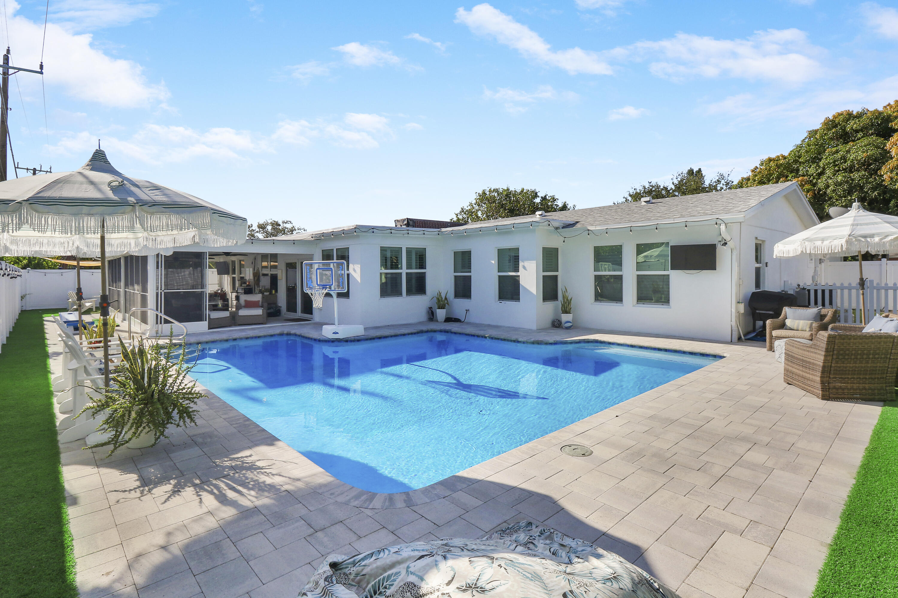 342 Country Club Drive Tequesta, FL 33469 - Photo 48 of 67 Pool to Patio