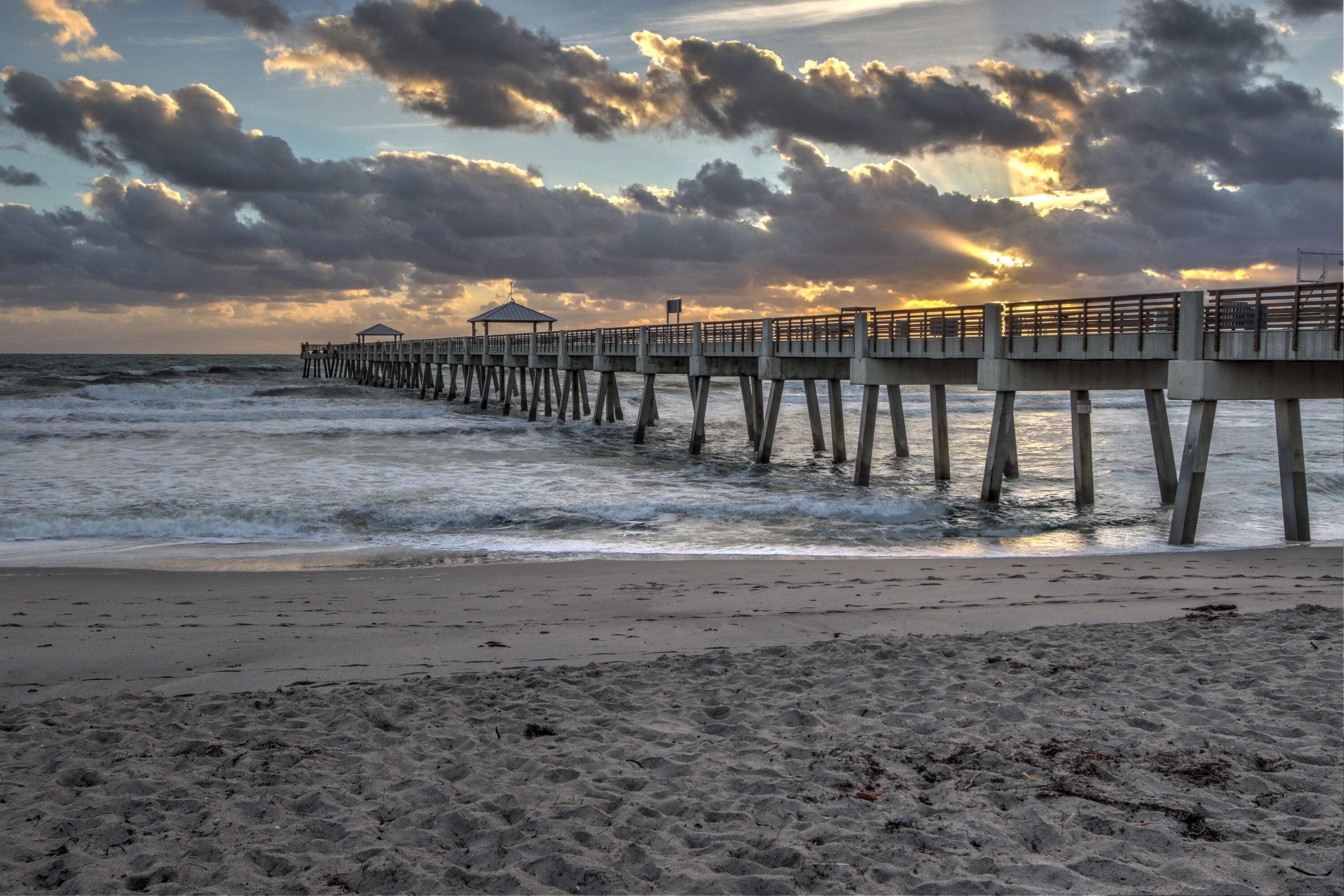 342 Country Club Drive Tequesta, FL 33469 - Photo 62 of 67 a view of a backyard