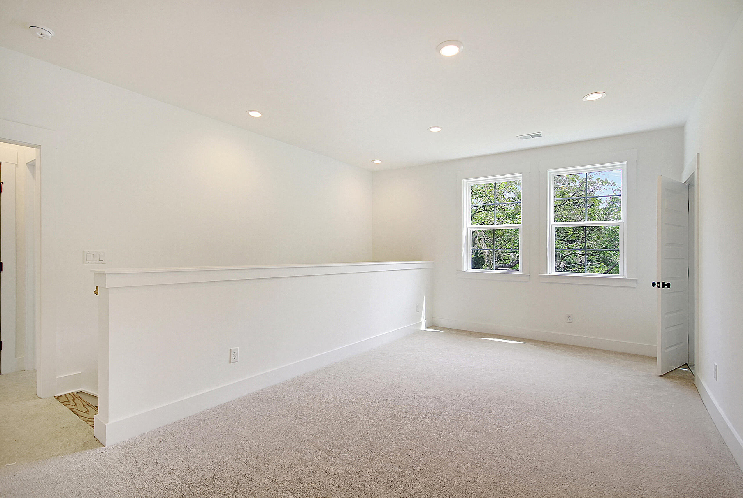 2661 Rifle Range Road Mount Pleasant, SC 29466 - Photo 11 of 14 Loft