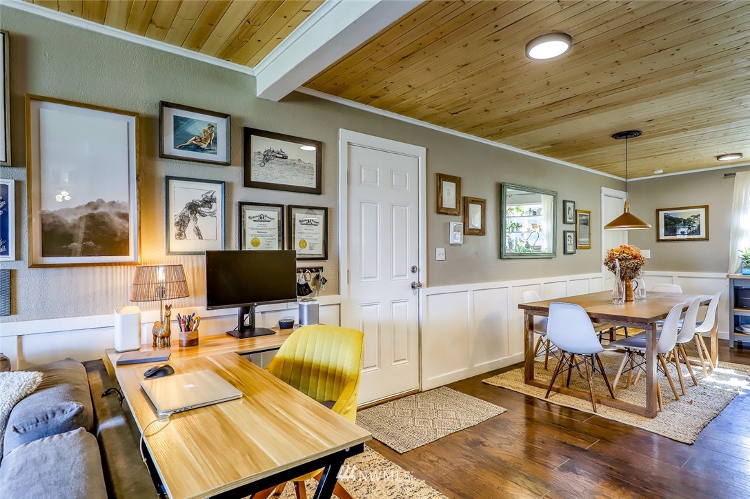 3720 Petersville Road Northeast Bremerton, WA 98310 - Photo 9 of 40 Gallery Image 9