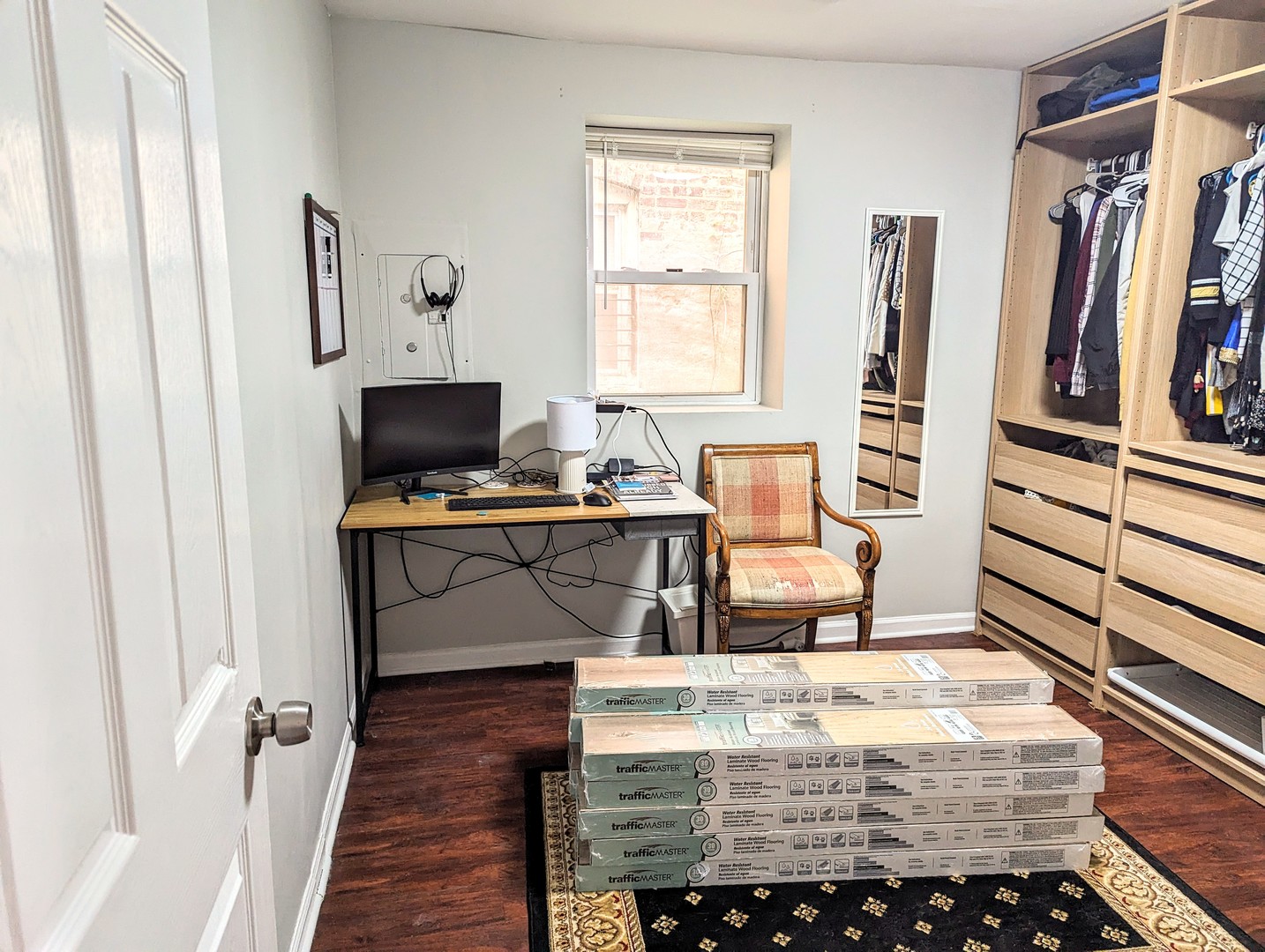 724 South Oakley Boulevard, Unit 1 Chicago, IL 60612 - Photo 22 of 22 a bedroom with a bed and a window