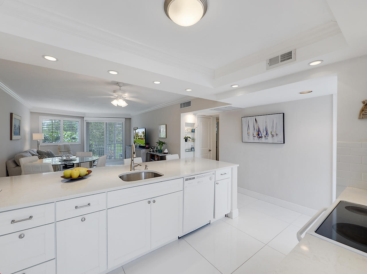 2730 Banyan Road, Unit 26B Boca Raton, FL 33432 - Photo 2 of 17 Kitchen Living Open Concept