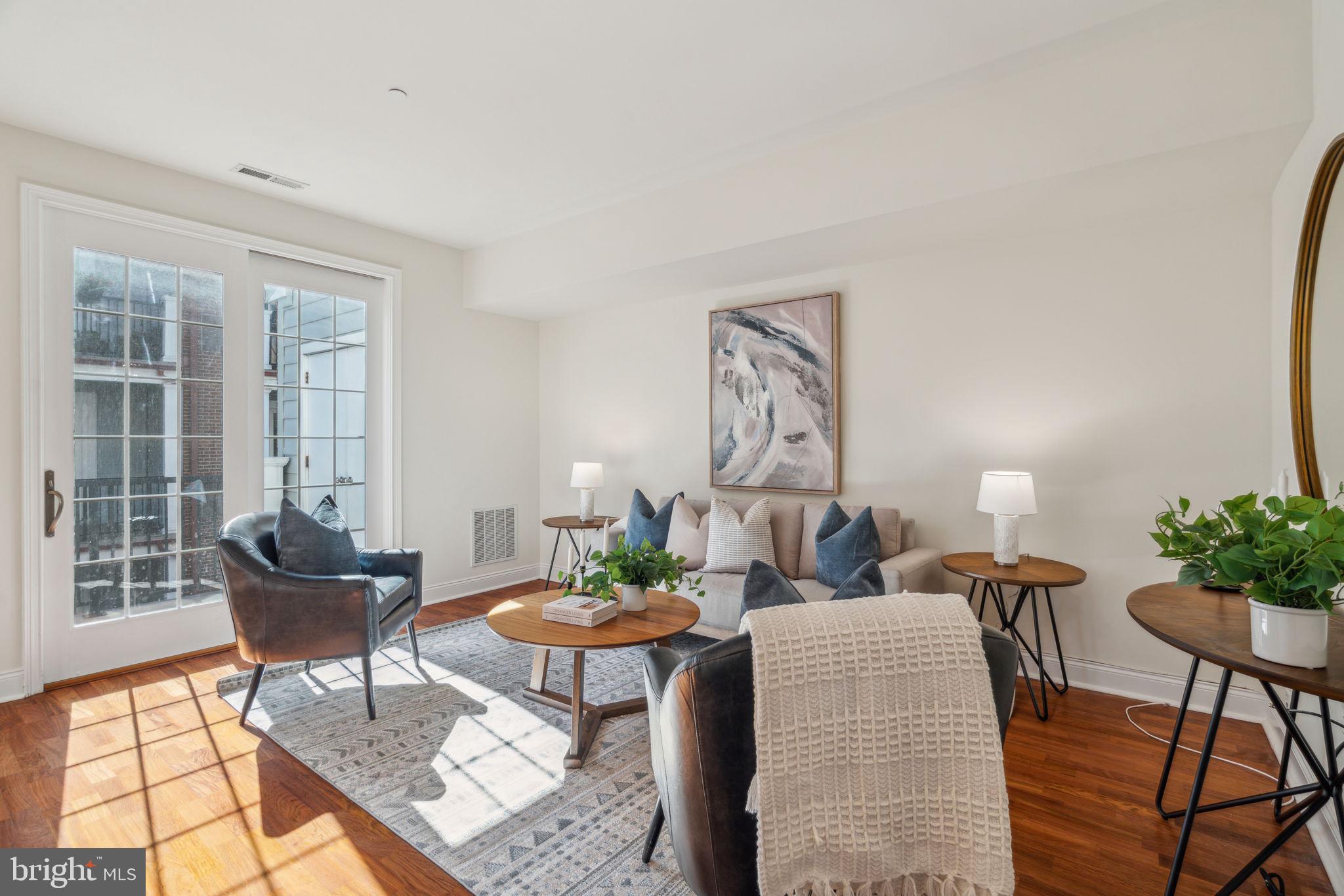 202 Commodore Court Philadelphia, PA 19146 - Photo 13 of 74