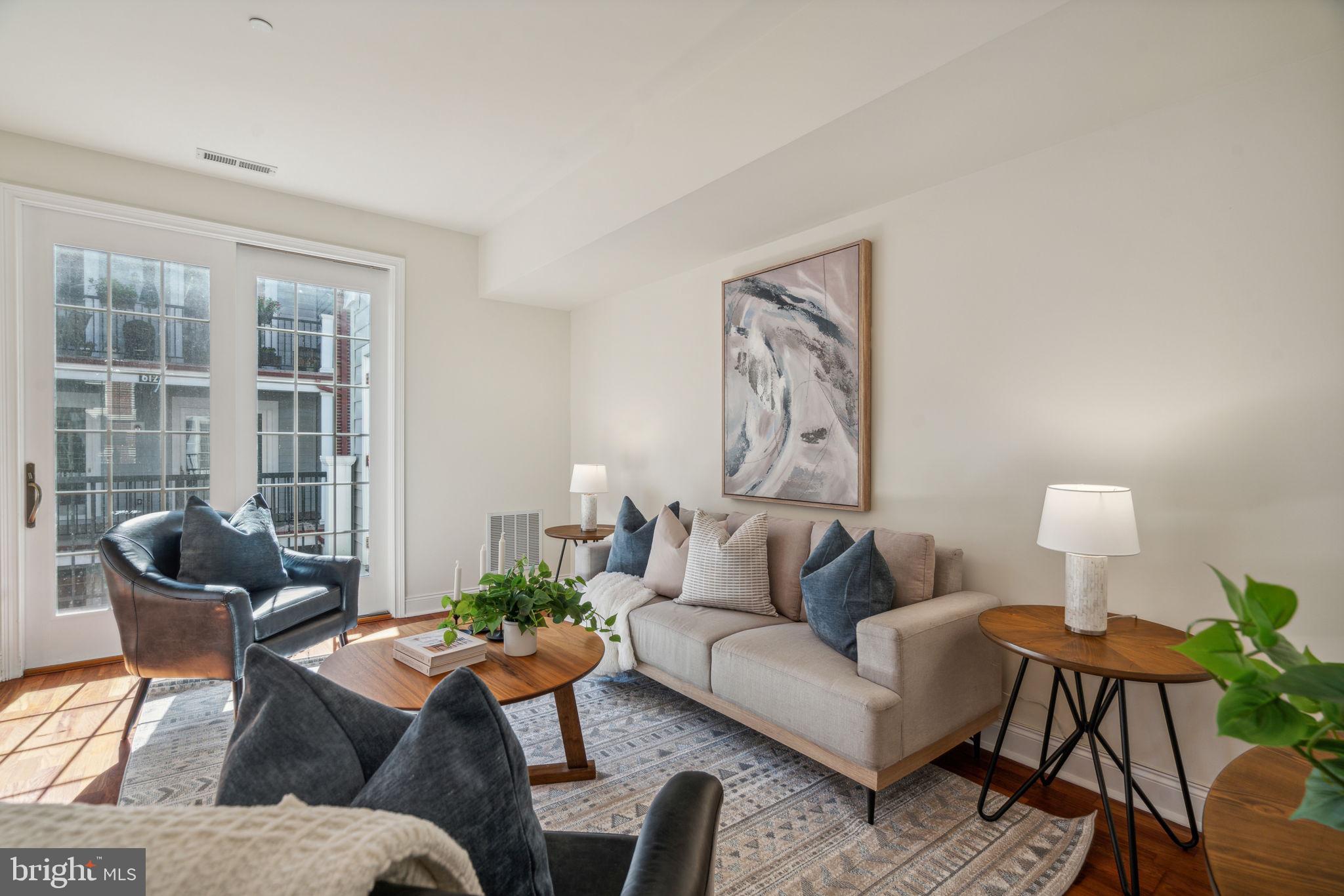 202 Commodore Court Philadelphia, PA 19146 - Photo 16 of 74