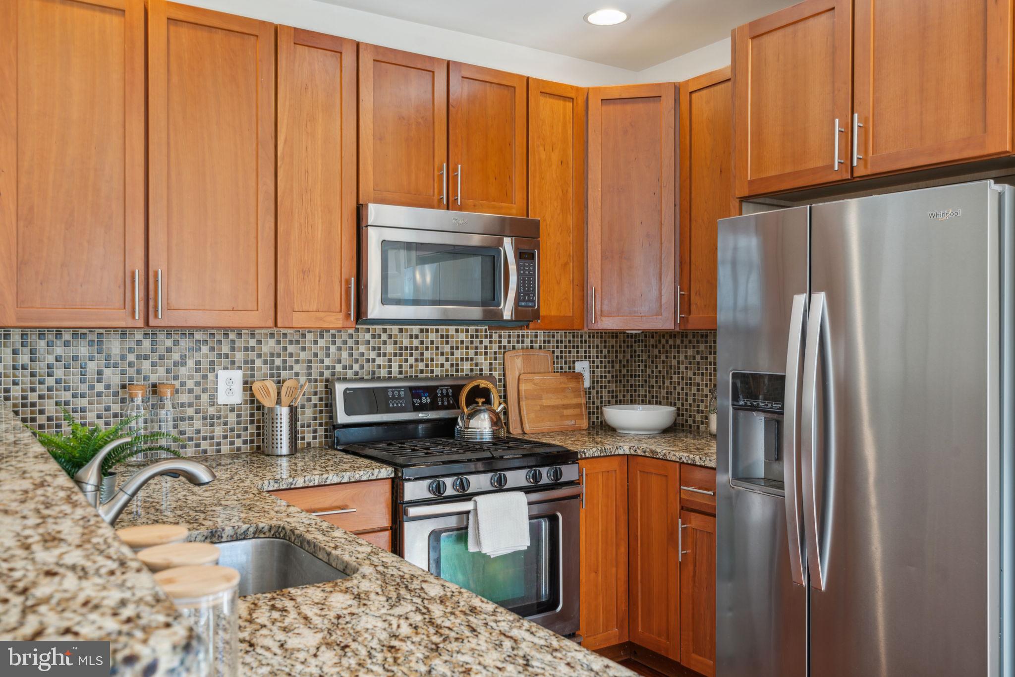 202 Commodore Court Philadelphia, PA 19146 - Photo 20 of 74