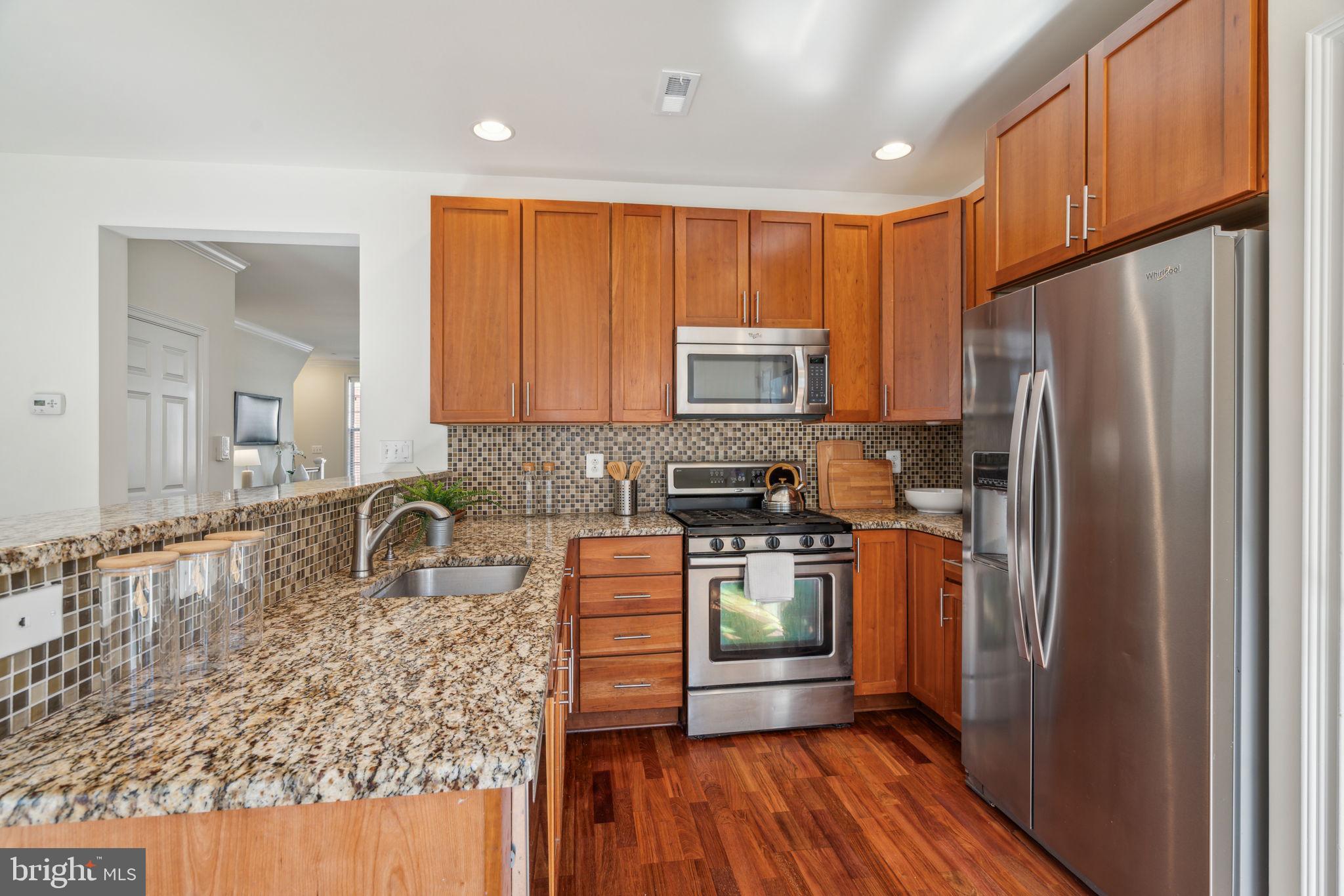 202 Commodore Court Philadelphia, PA 19146 - Photo 24 of 74