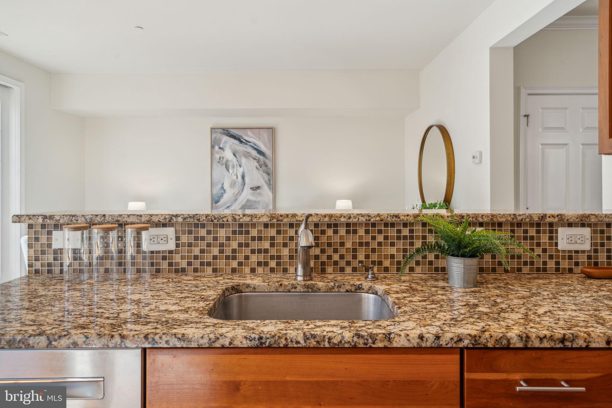 202 Commodore Court Philadelphia, PA 19146 - Photo 25 of 74