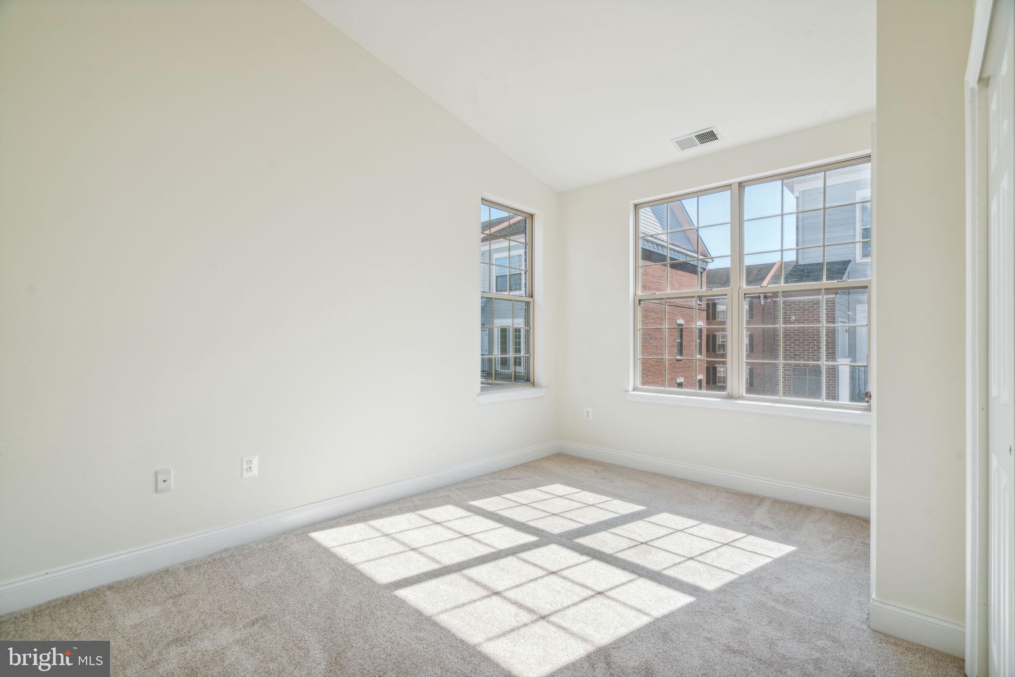 202 Commodore Court Philadelphia, PA 19146 - Photo 42 of 74