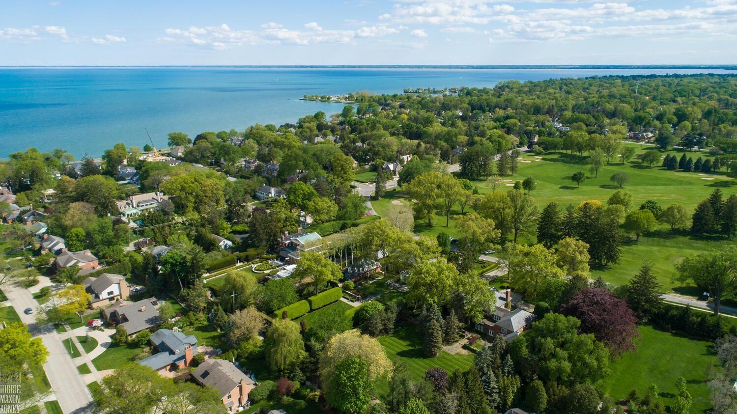 180 Provencal Road Grosse Pointe, MI 48236 - Photo 92 of 99 50142125-c57f212b-c520-406e-ac10-8569a7ea388a.JPG