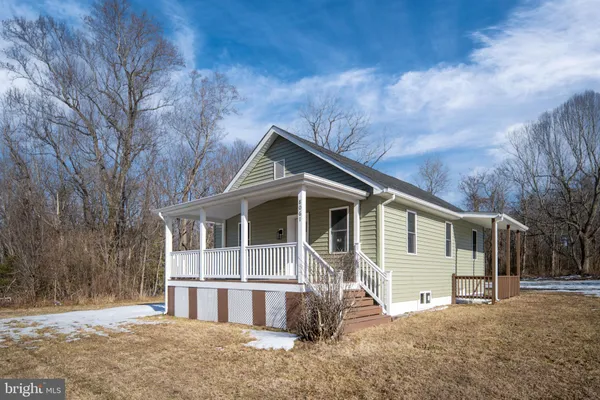 $300,000 | 8061 James Madison Parkway, King George, VA 22485