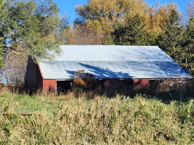 $274,900 | 23466 710th Street, Hayfield, MN 55940