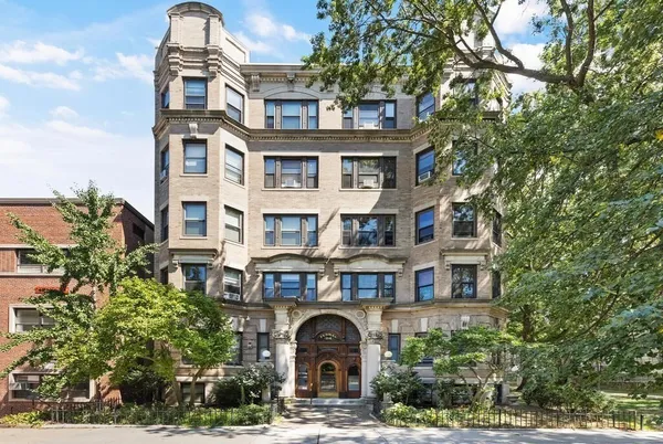 $5,750 | 114 Fenway, Unit 6, Boston, MA 02115