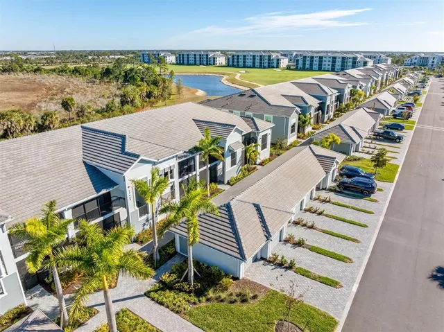 $389,000 | 17445 Opal Sand Drive, Unit 207, Venice, FL 34293