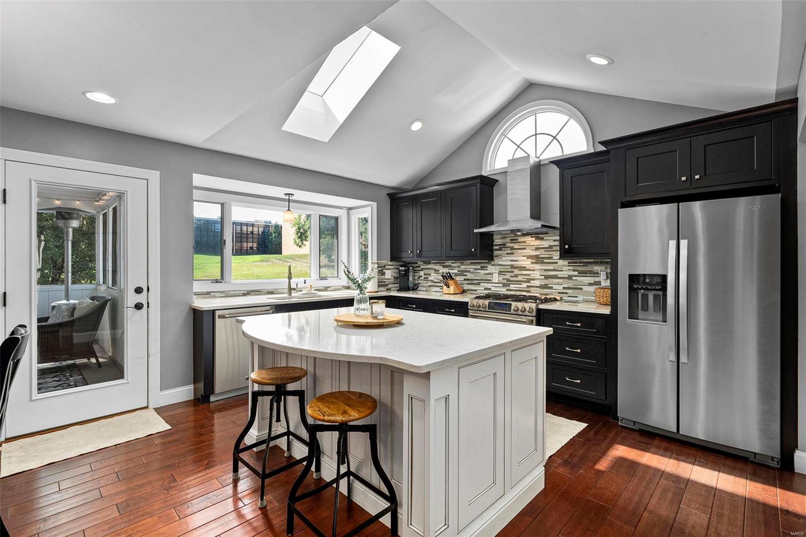 12554 Sunset Drive St. Louis, MO 63128 - Photo 12 of 46