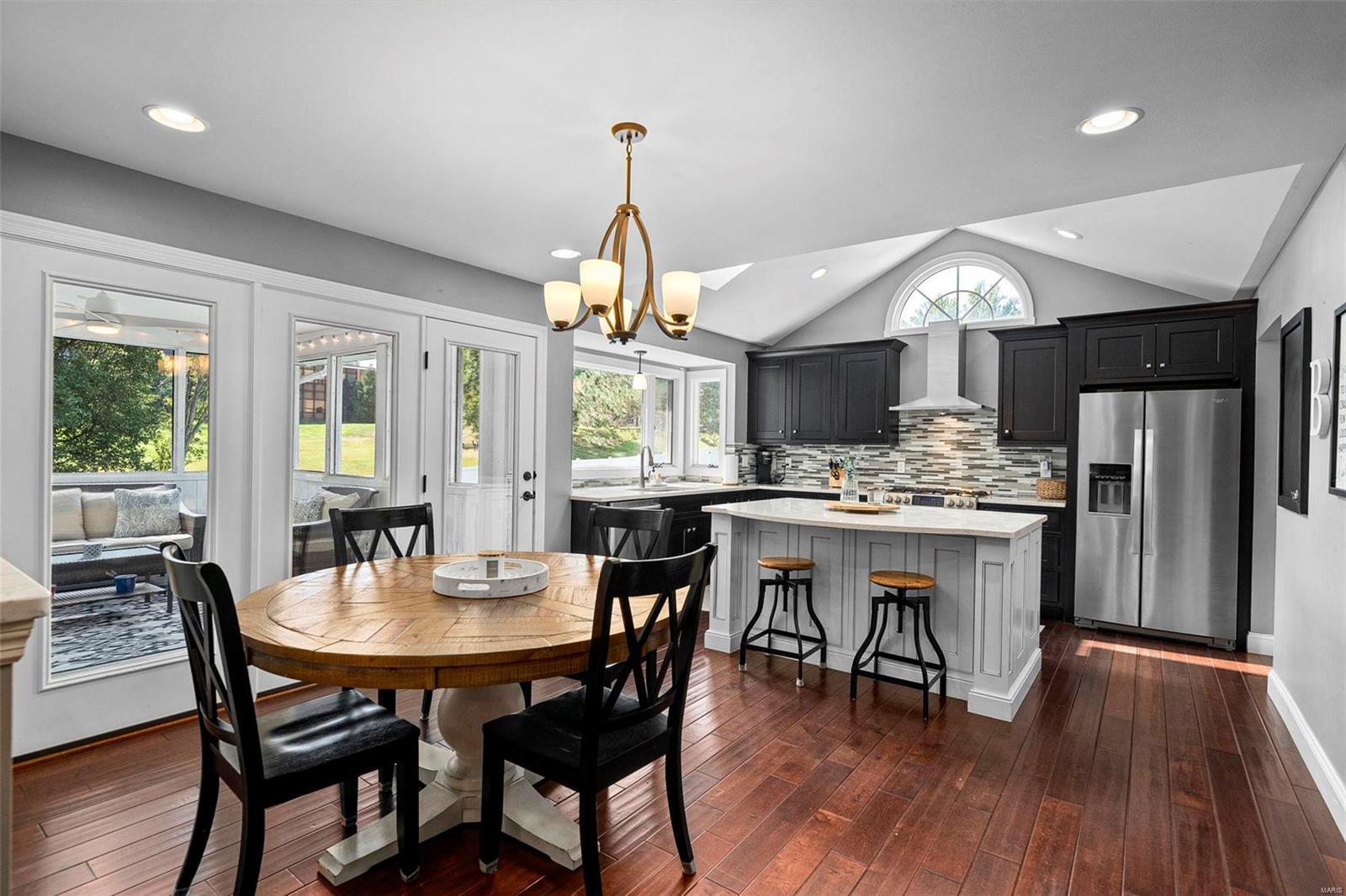 12554 Sunset Drive St. Louis, MO 63128 - Photo 15 of 46