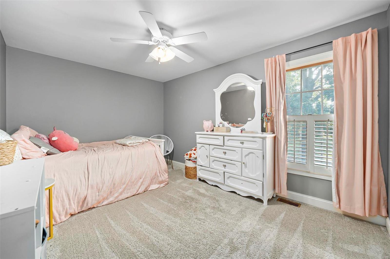 12554 Sunset Drive St. Louis, MO 63128 - Photo 27 of 46