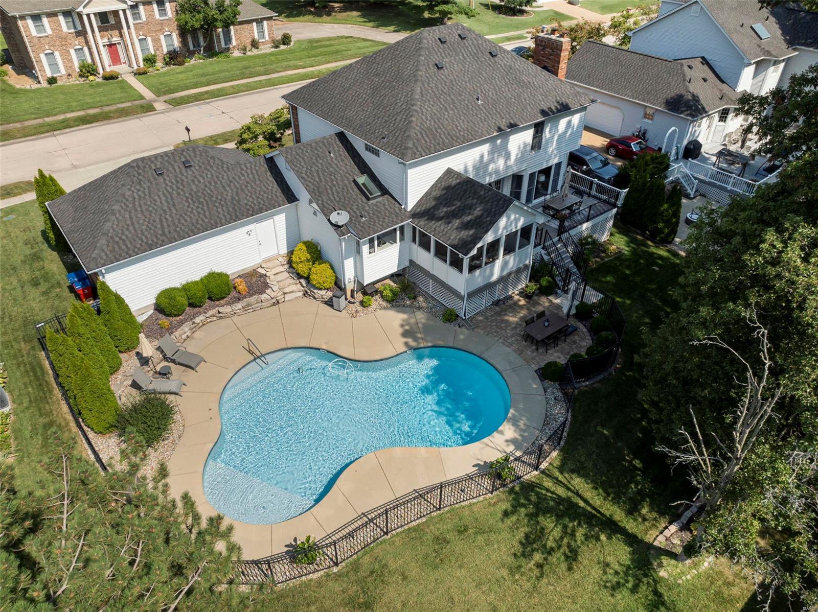 12554 Sunset Drive St. Louis, MO 63128 - Photo 44 of 46