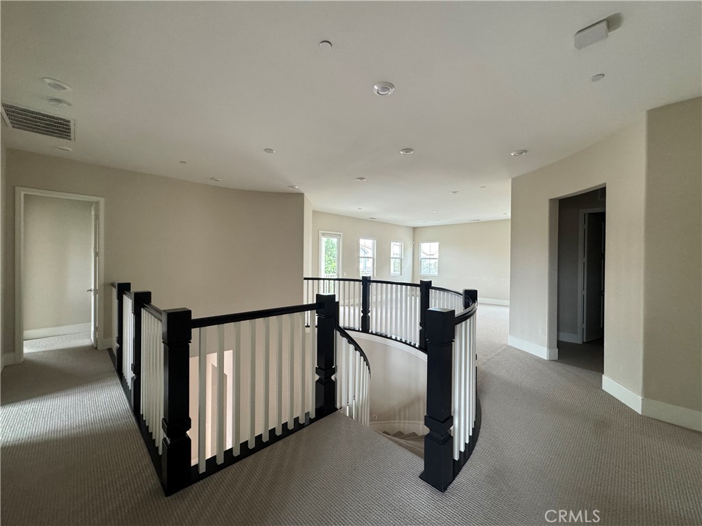 114 Crossover Irvine, CA 92618 - Photo 20 of 41