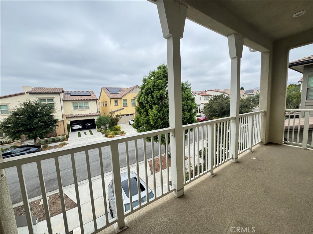 114 Crossover Irvine, CA 92618 - Photo 29 of 41 a view of a city from a balcony