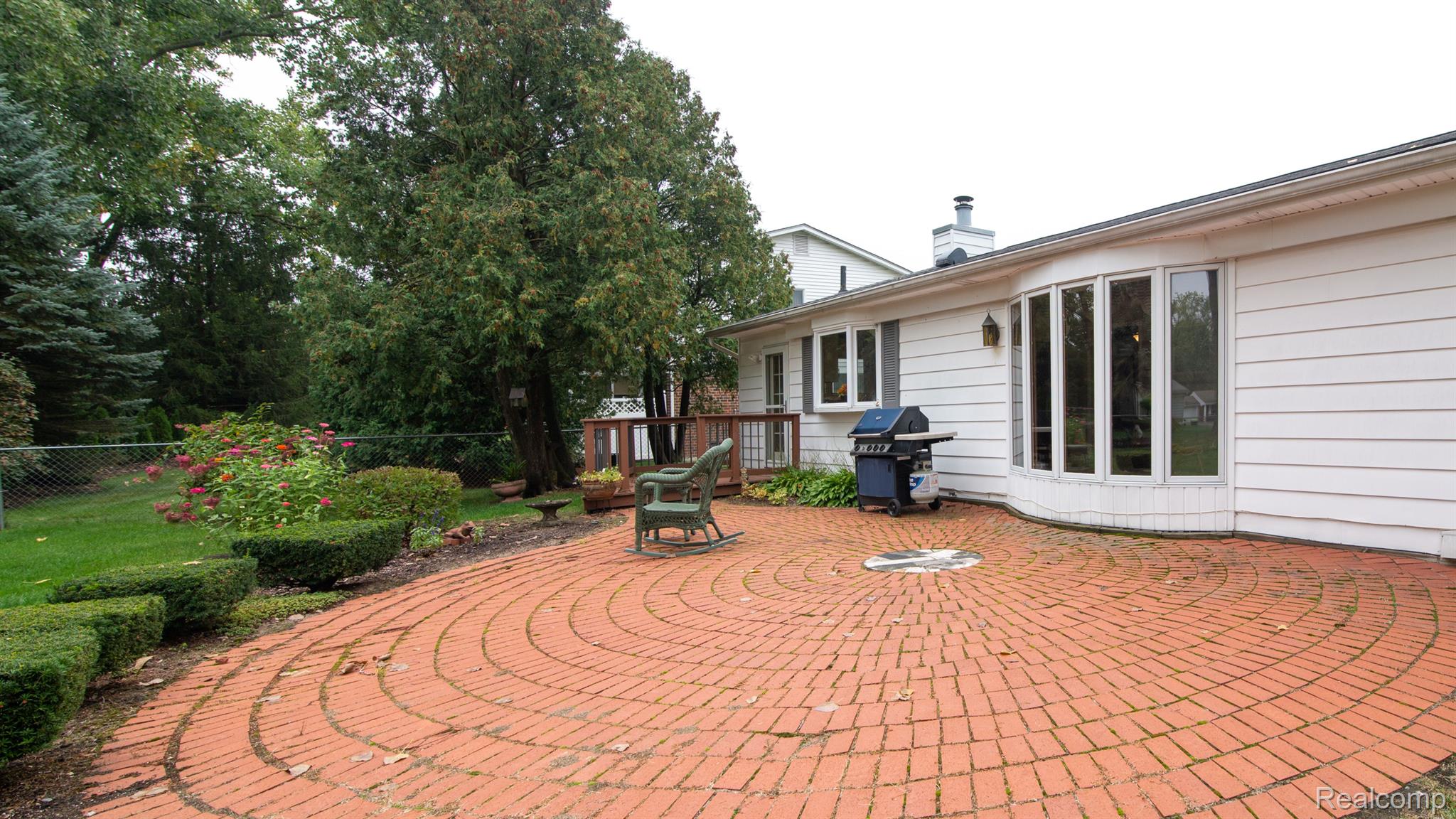 22608 Deerfield Road Novi, MI 48375 - Photo 8 of 69 Gallery Image 8