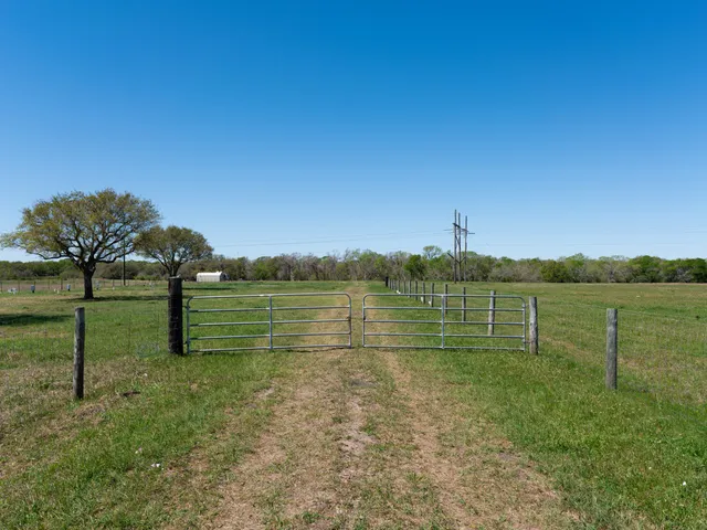 $315,000 | 1389 County Road 436, Bay City, TX 77414