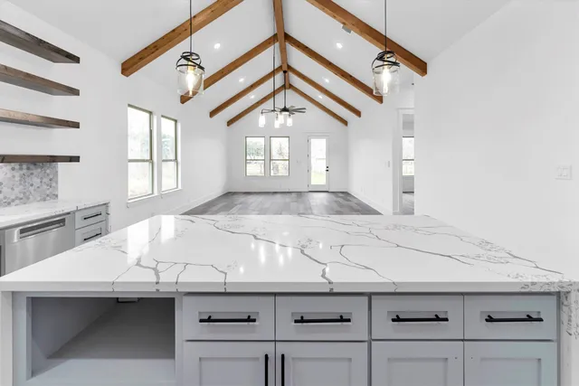 $2,500 | 610 Sharon Street, Prairie View, TX 77484