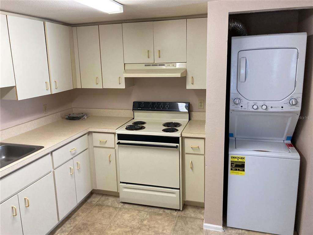 8229 Fairways Circle, Unit F104 Ocala, FL 34472 - Photo 6 of 14