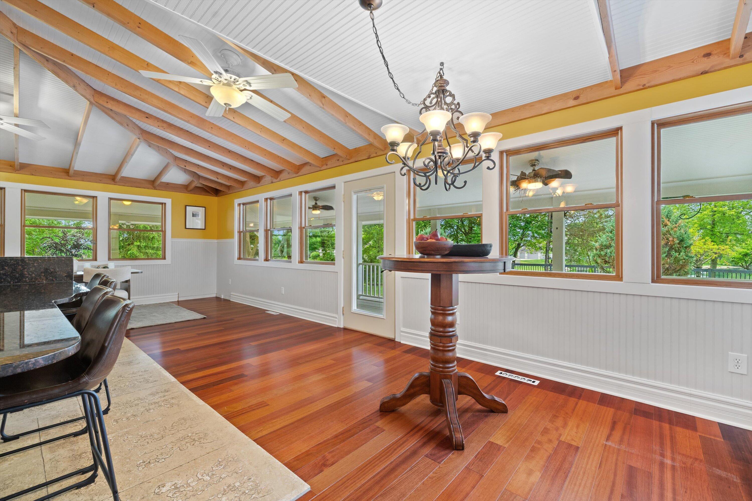 3609 Waterbury Lane Racine, WI 53403 - Photo 32 of 79 dining room