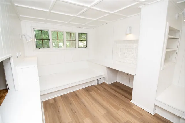 $279,900 | 119 Oakridge Drive, Irondequoit, NY 14617