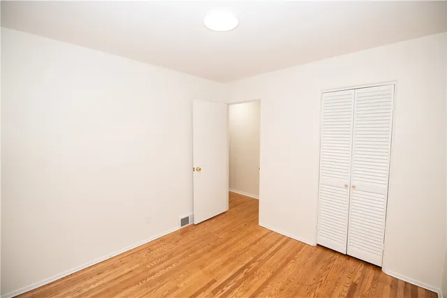 $279,900 | 119 Oakridge Drive, Irondequoit, NY 14617