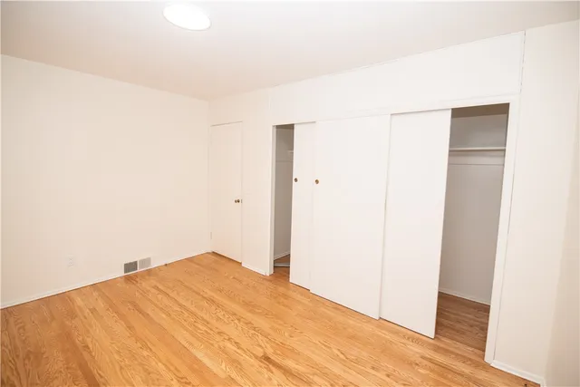 $279,900 | 119 Oakridge Drive, Irondequoit, NY 14617