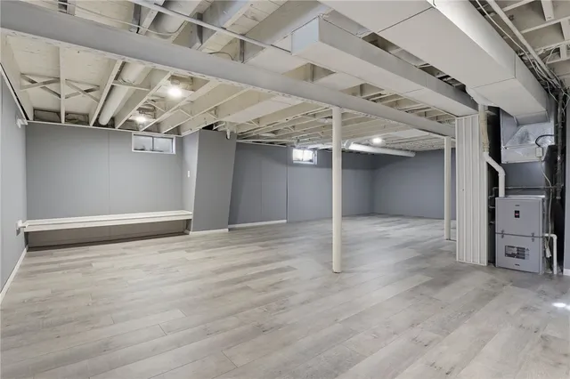 $279,900 | 119 Oakridge Drive, Irondequoit, NY 14617