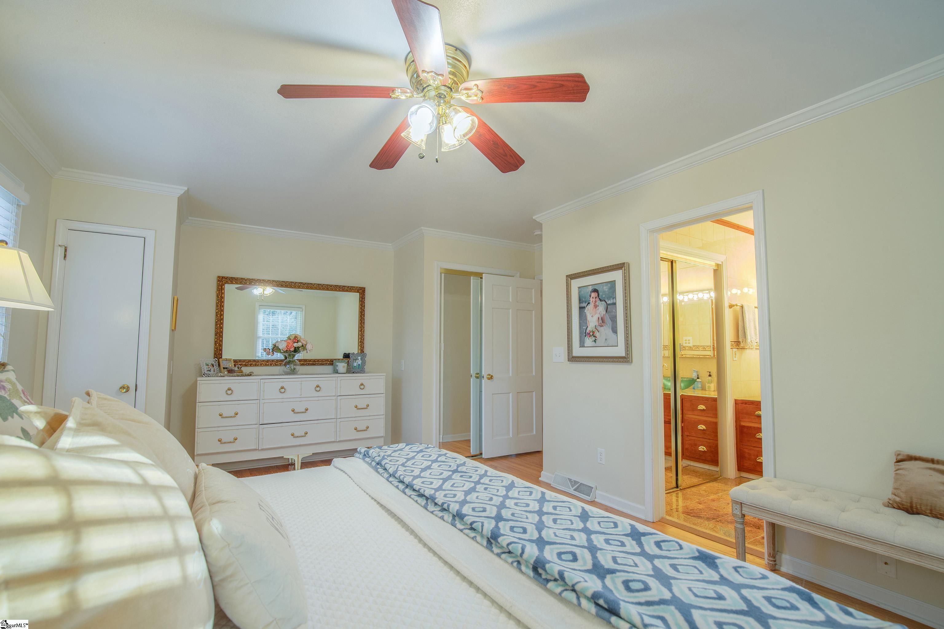 11 Botany Road Greenville, SC 29615 - Photo 20 of 36 Gallery Image 20