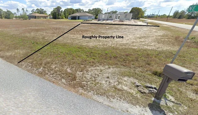 a view of a outdoor space