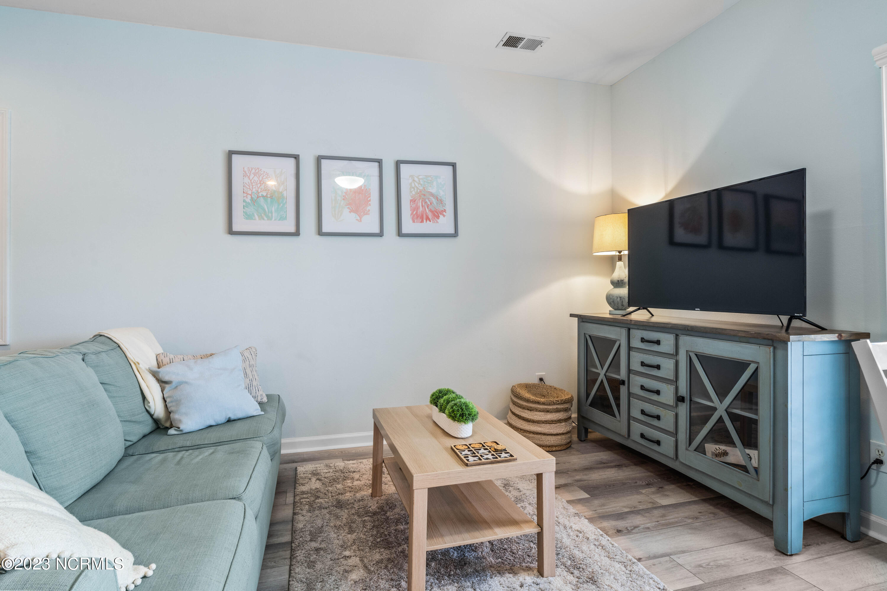 225 Royal Poste Road, Unit 2611 Sunset Beach, NC 28468 - Photo 12 of 26 Living space