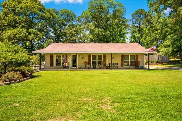 $238,000 | 1122 West Sharbono Street, Jena, LA 71342