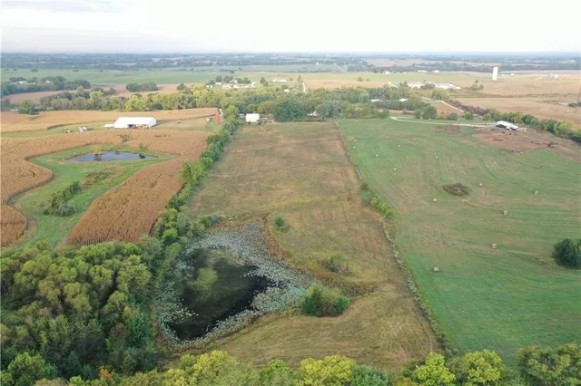 $415,000 | 1005 Southwest Shaver Road, Plattsburg, MO 64477